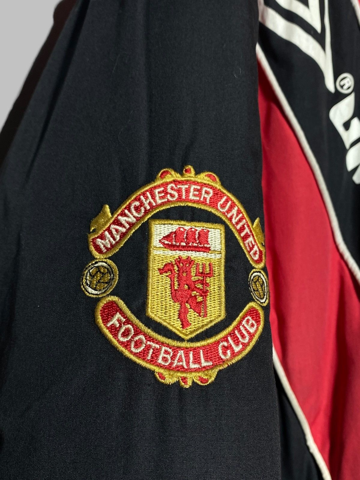 Umbro 1992/93 Manchester United Umbro Sharp Padded Bench Coat Size US L / EU 52-54 / 3 - 6 Thumbnail