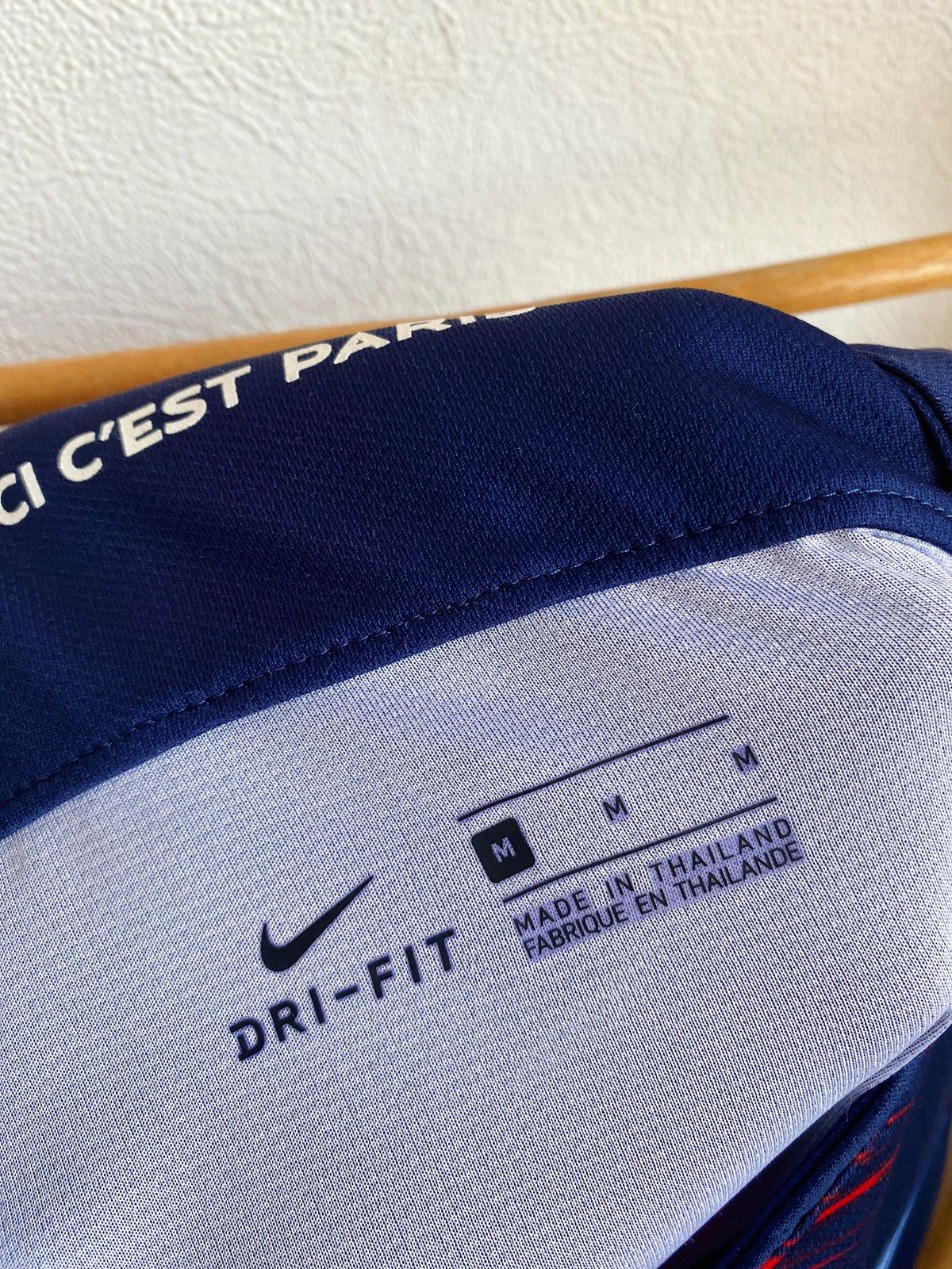 Nike BNWT NIKE PSG 2018/2019 Home Handball Shirt Jersey Size US M / EU 48-50 / 2 - 7 Thumbnail