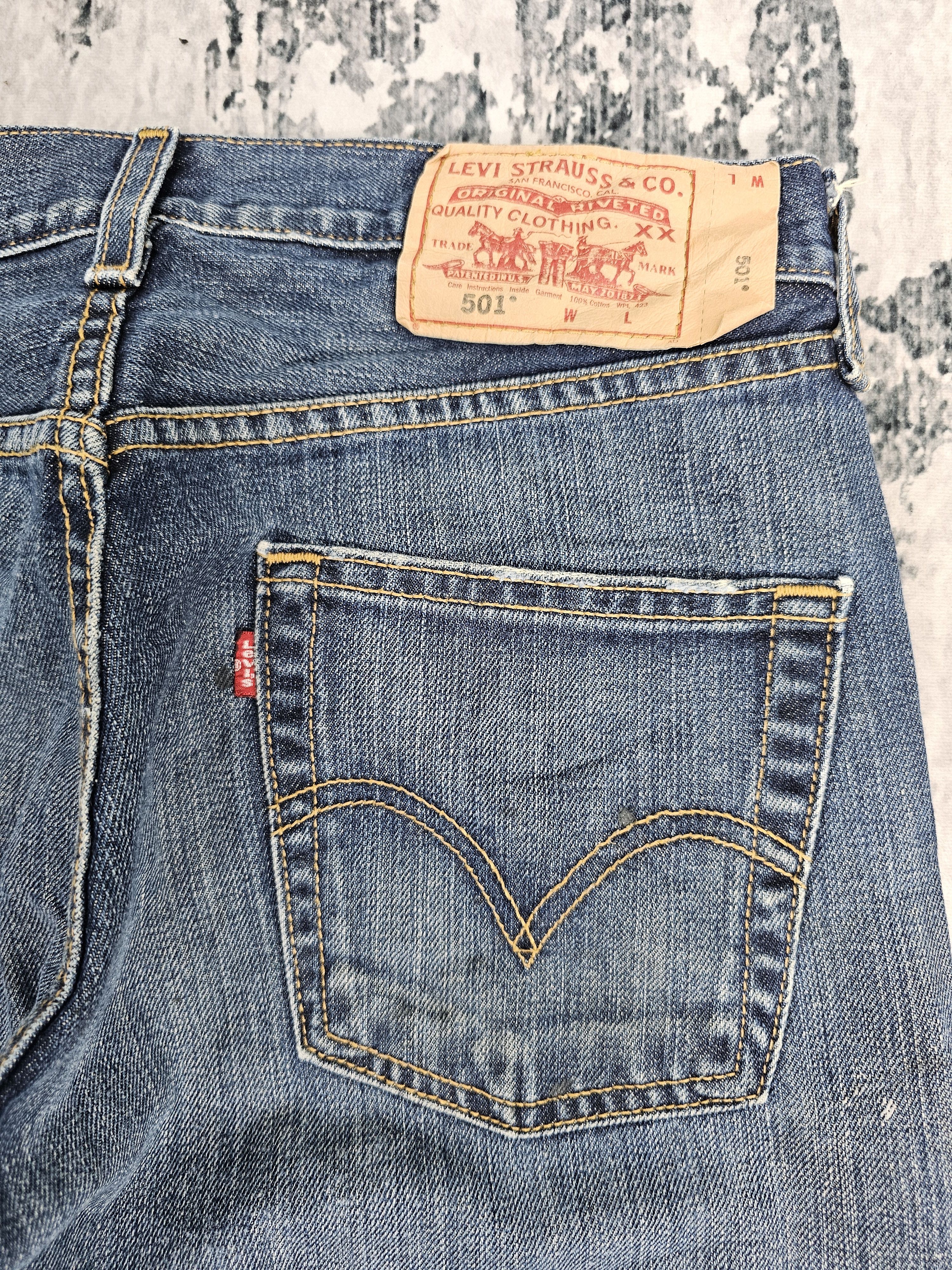 Levi's Vintage Clothing Vintage LEVIS 501 Paint Splash Blue Jeans Size 30X31.5 L0526 Size US 30 / EU 46 - 11 Thumbnail