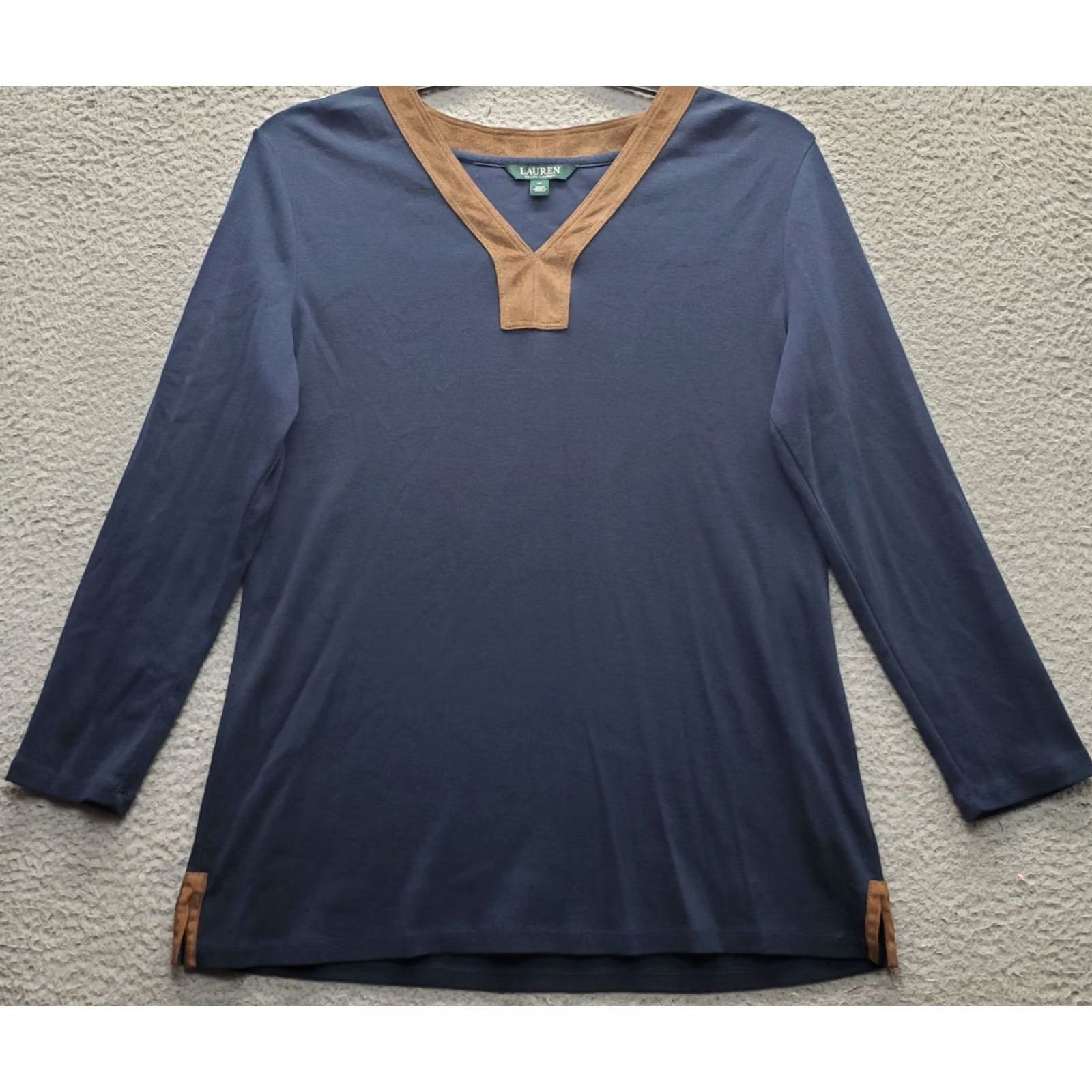 Ralph Lauren Lauren Ralph Lauren Blouse Womens XL Navy Slit V-Neck Pullover Suede Trim Shirt Size XL / US 12-14 / IT 48-50 - 2 Thumbnail