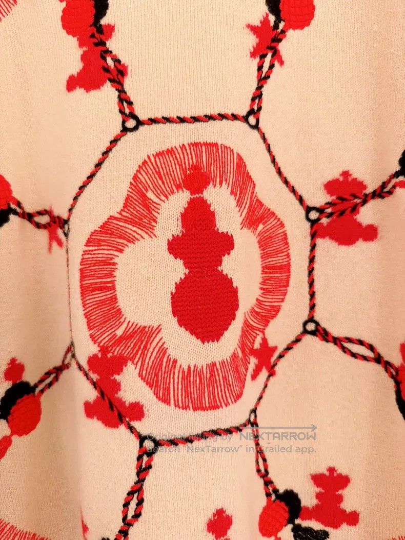Hermes Hermes White and Red Embroidery Cashmere Sweater 40 Size F Size XS / US 0-2 / IT 36-38 - 6 Thumbnail