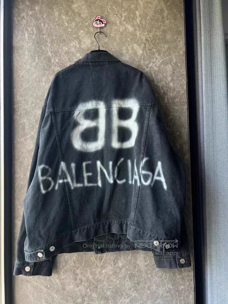 Balenciaga Balenciaga Washed Graffiti Denim Jacket L. Size US L / EU 52-54 / 3 - 2 Thumbnail