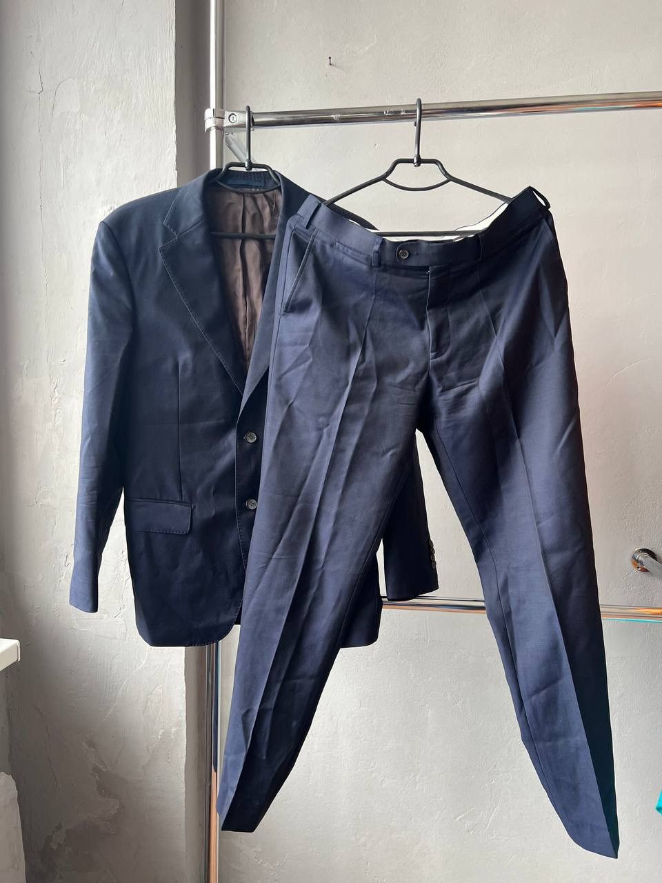 Suitsupply 2017 SUITSUPPLY BLUE PLAIN NAVY CLASSIC MENS SUIT Size 48S - 3 Thumbnail