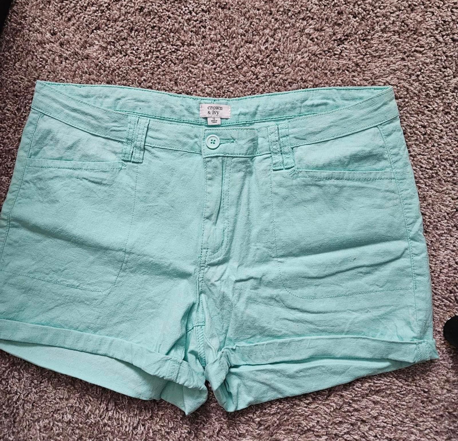 Designer Crown & Ivy Women's Mint Green Linen Shorts, #526 Size 34" / US 12 / IT 48 - 8 Thumbnail