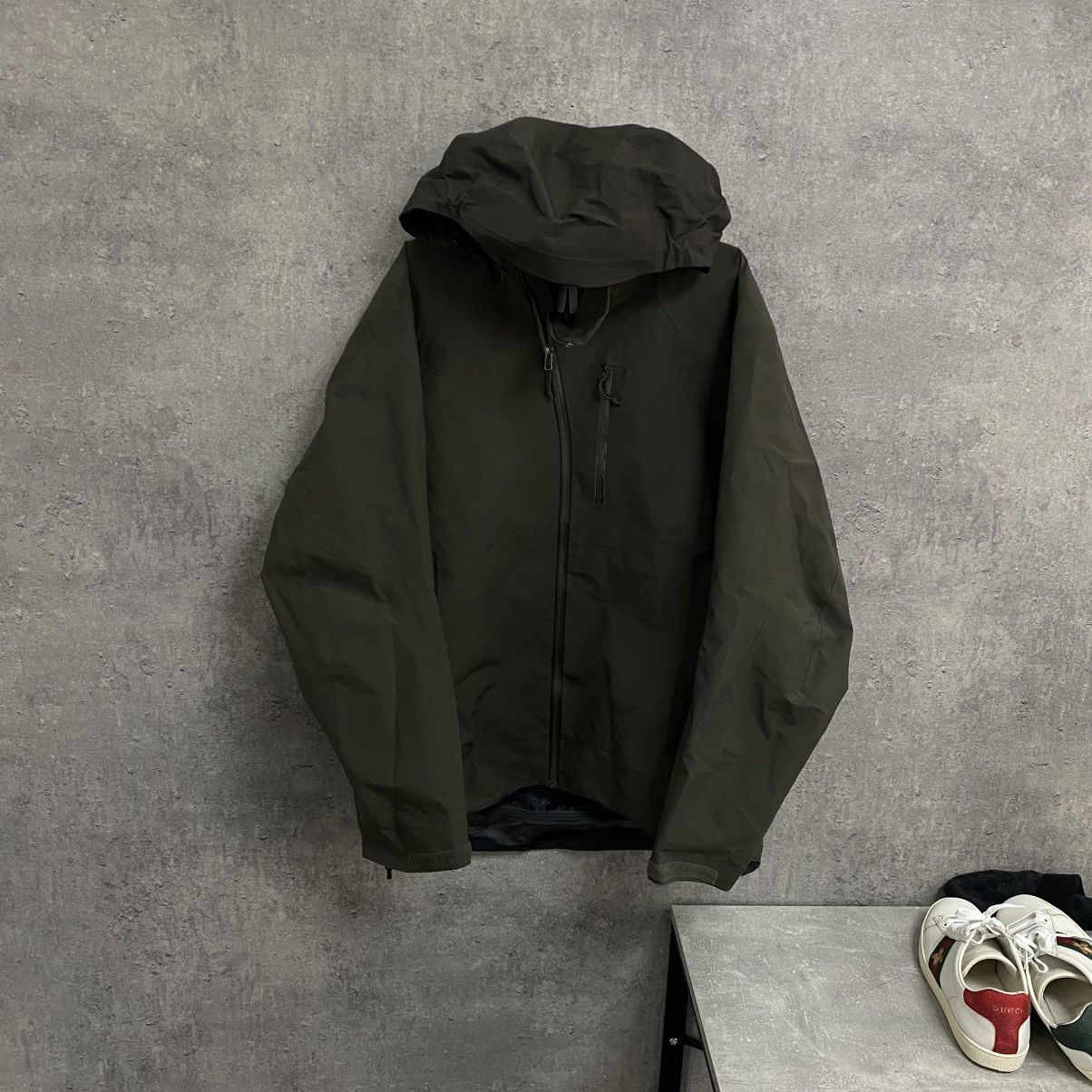Arc'teryx Men's Arcteryx Beta Gore-Tex Pro Shell Recco Jacket Size US L / EU 52-54 / 3 - 1 Thumbnail