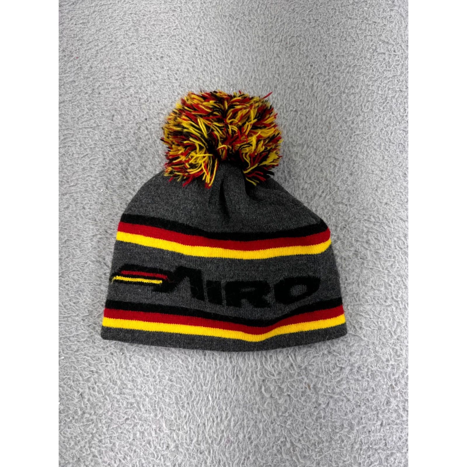 Iro Airo Beanie Toque Adult One Size Gray Knit Acrylic Hat Men Brand Logo Ski Beanie 90s (if applicable) Size ONE SIZE - 3 Thumbnail