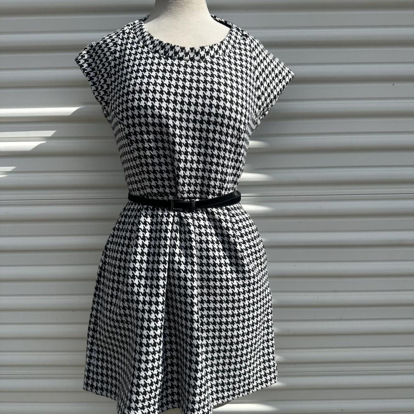 Other Vintage 60’s Pleated Dress Houndstooth Fit and Flare small Size S / US 4 / IT 40 - 1 Thumbnail