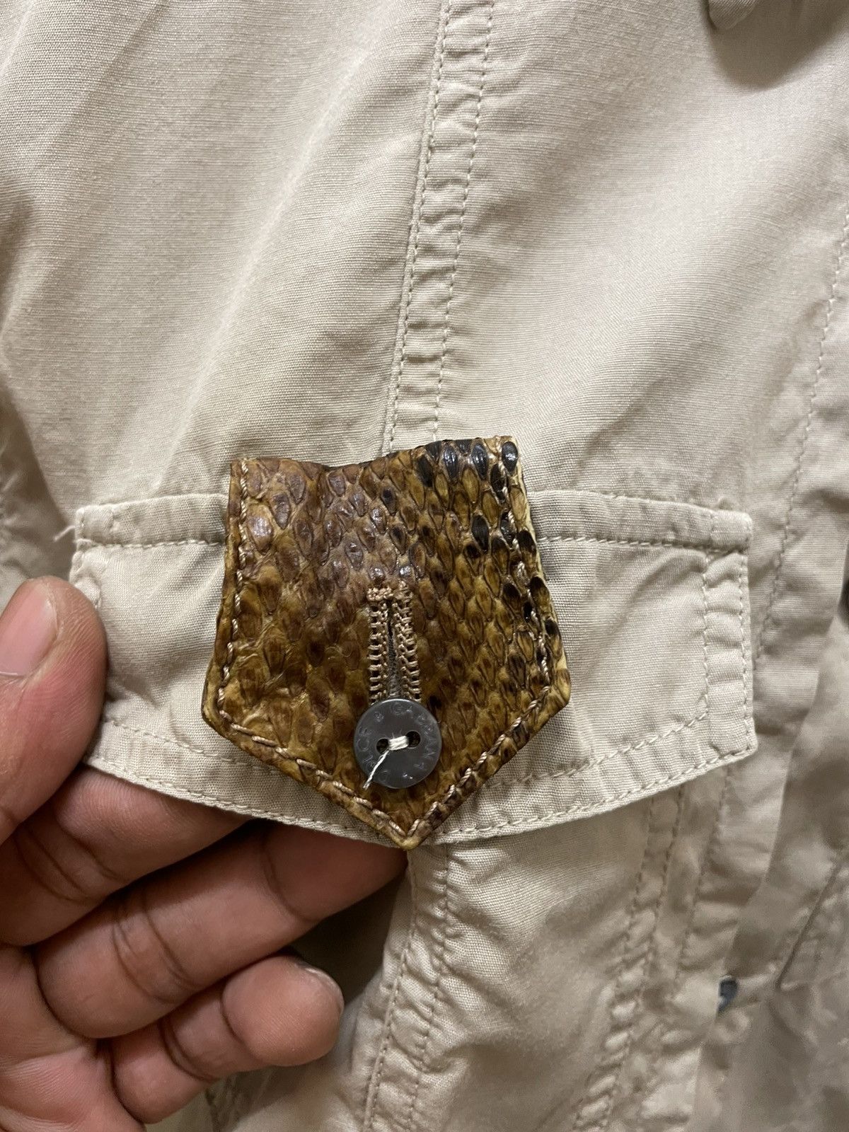 Dolce & Gabbana Dolce & Gabbana SS05 Shirt Real Python Leather Pocket Flaps Size M / US 6-8 / IT 42-44 - 7 Thumbnail
