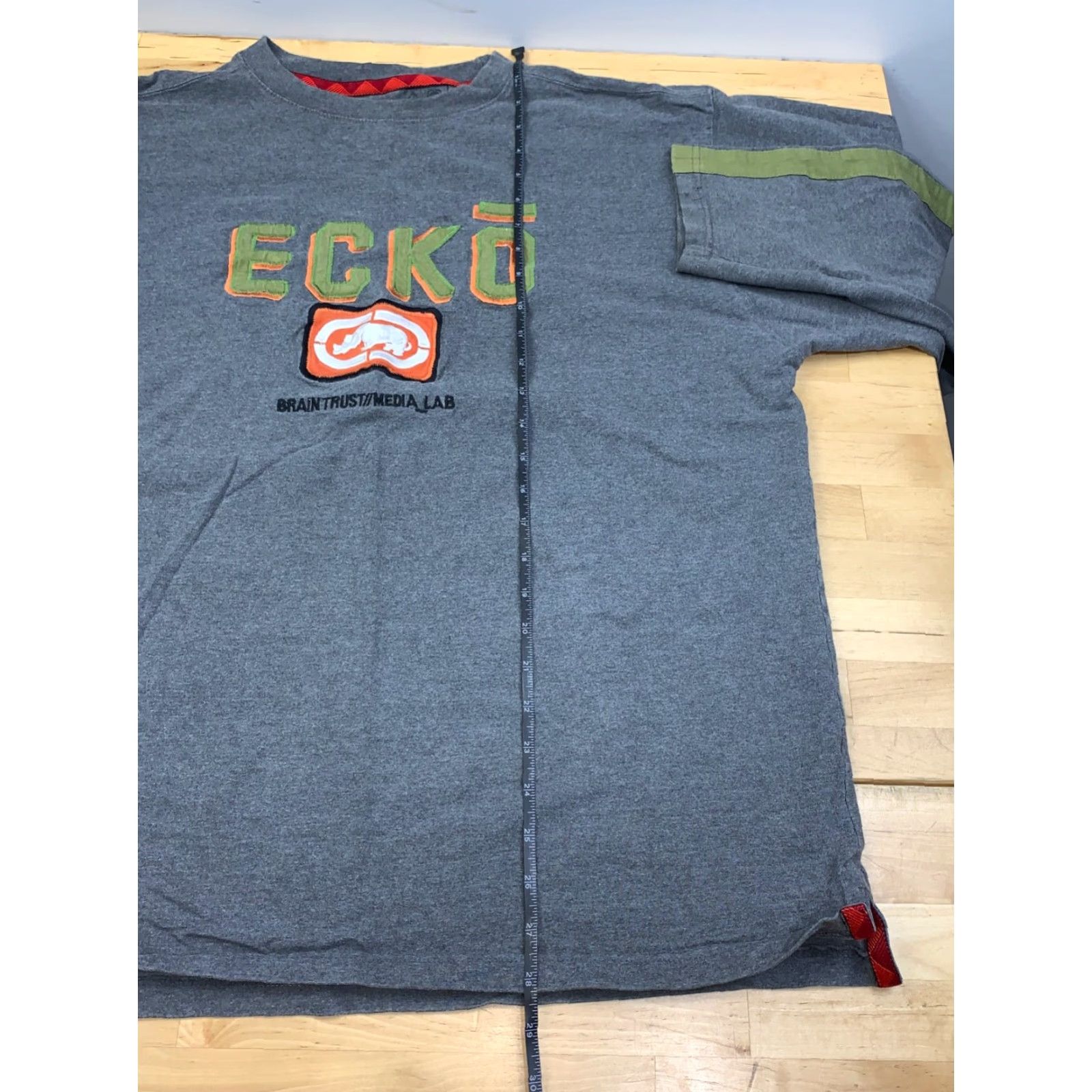 Ecko Unltd. VINTAGE Ecko Unltd Long Sleeve Shirt Mens XL Gray Logo Embroidered Y2K 90s Hip Hop Shirt Mens XL Gray Logo Embroidered Vintage 90s Y2K Size US XL / EU 56 / 4 - 4 Thumbnail