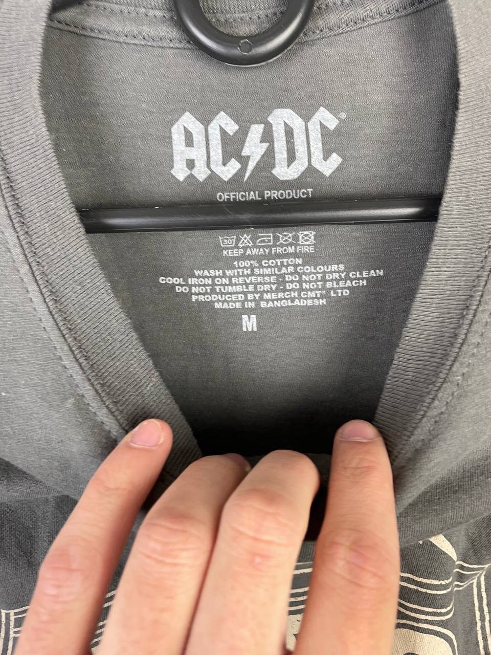 Vintage AC DC vintage t-shirt size M Size US M / EU 48-50 / 2 - 3 Thumbnail