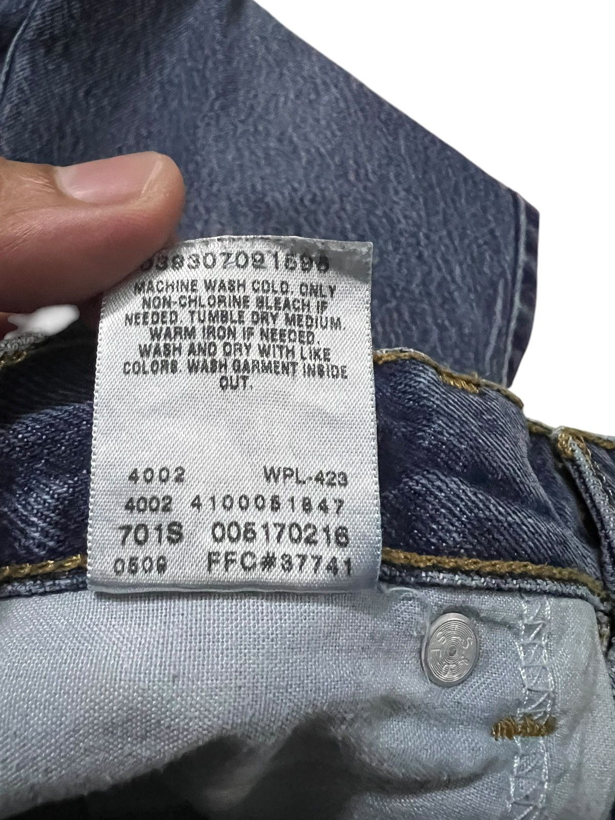 Levi's Vintage levis 517 Distressed Bootcut Jean Size US 31 - 16 Thumbnail