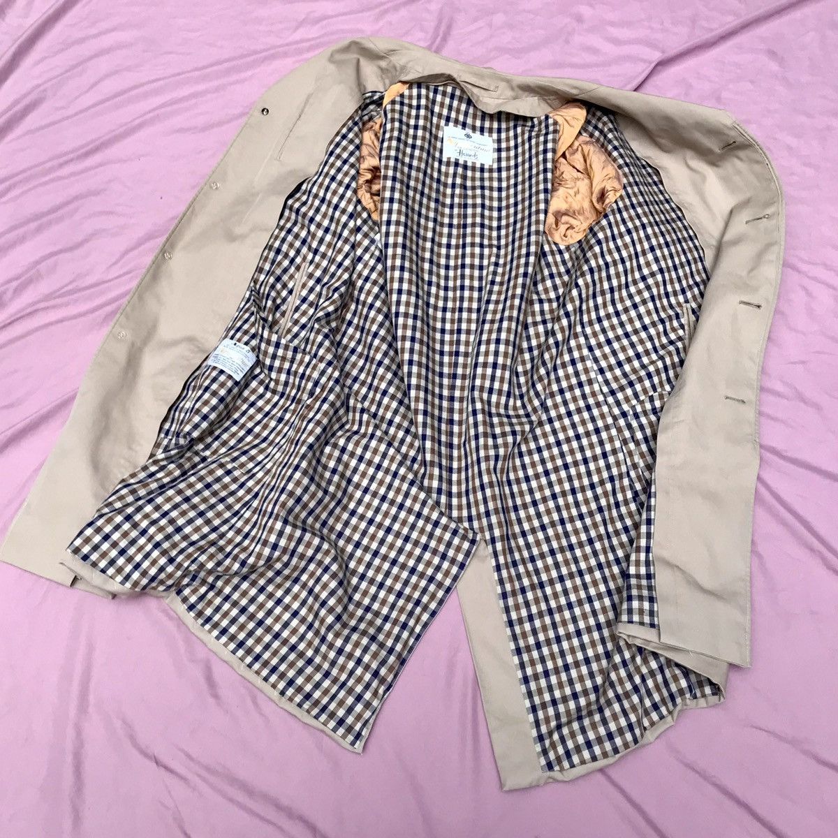 Aquascutum MADE IN ENGLAND AQUASCUTUM RAINCOAT EXPRESSLY FOR HARRODS Size US M / EU 48-50 / 2 - 13 Thumbnail