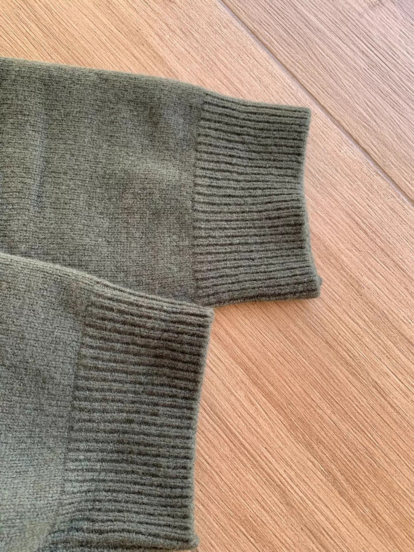 Other MOONCASTLE Japan 60yr Cashmere-Silk-Wool Mens Knit XL MINT Size US XL / EU 56 / 4 - 6 Thumbnail