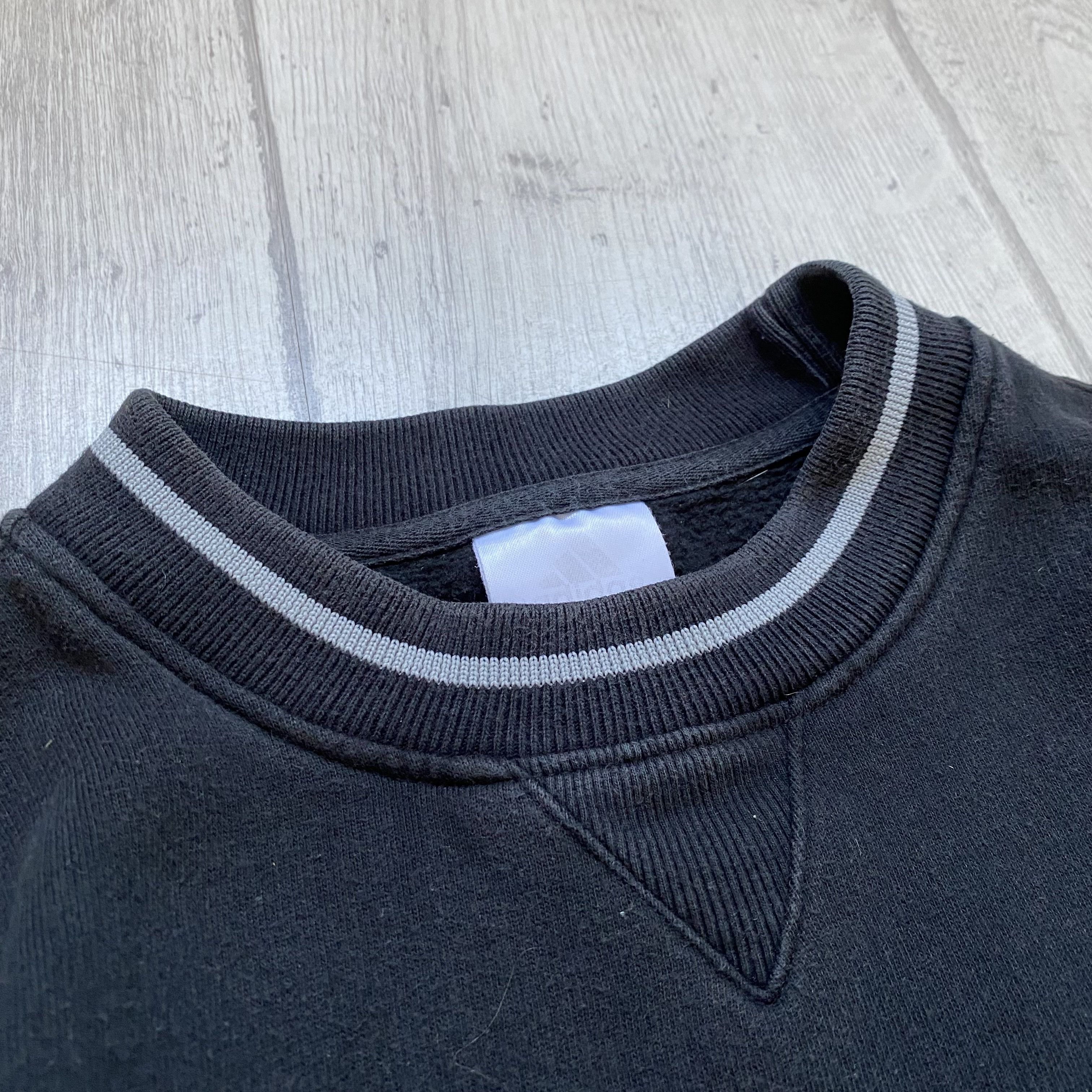 Adidas Vintage 90s Faded Adidas boxy sweatshirt Y2K mini logo Size US S / EU 44-46 / 1 - 7 Thumbnail