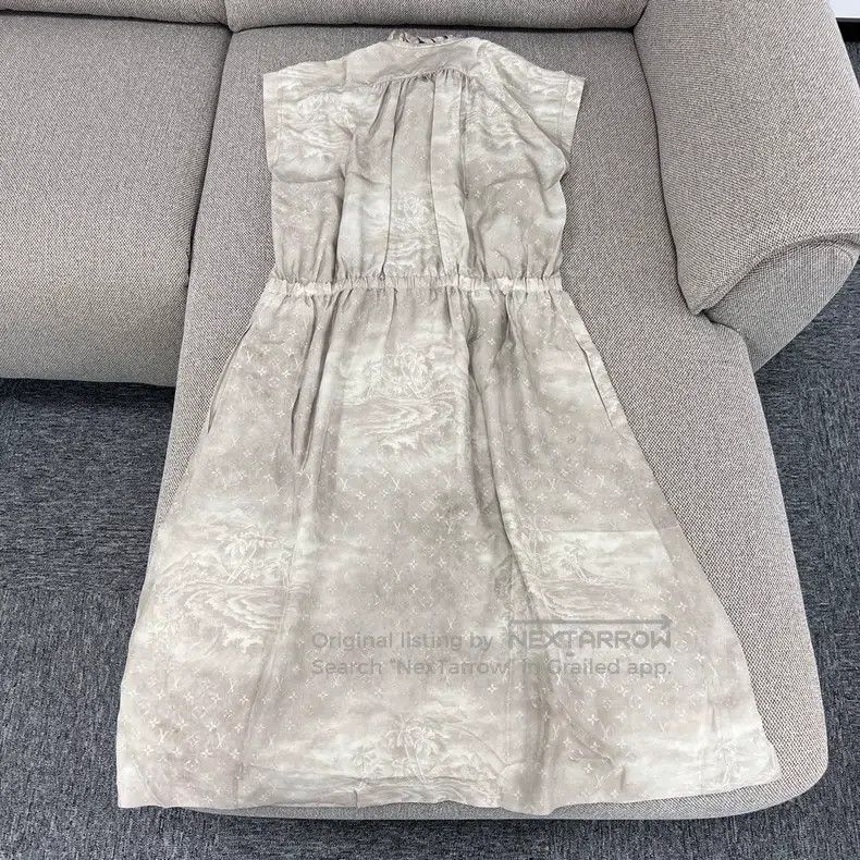 Louis Vuitton Louis Vuitton Mulberry silk dress with logo printed with o Size XS / US 0-2 / IT 36-38 - 2 Thumbnail