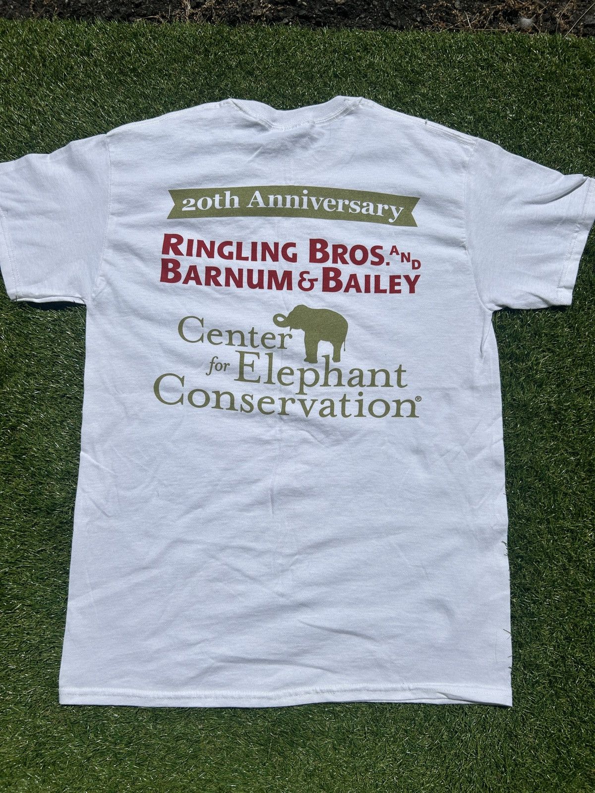 Gildan Ringling Bros Ba & Bailey 20th Anniversary T Shirt Size US M / EU 48-50 / 2 - 3 Thumbnail