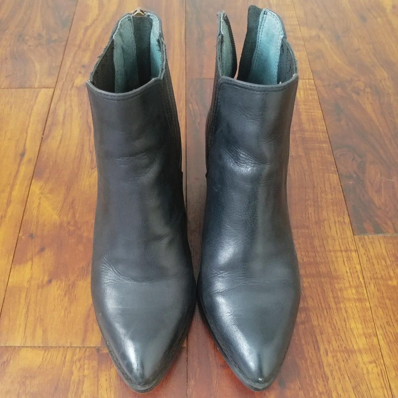 Designer Halogen Black Leather Boots Size US 6 / IT 36 - 2 Thumbnail