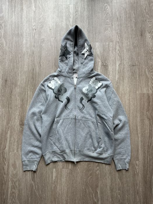 Bape x kaws zip 2025 hoodie