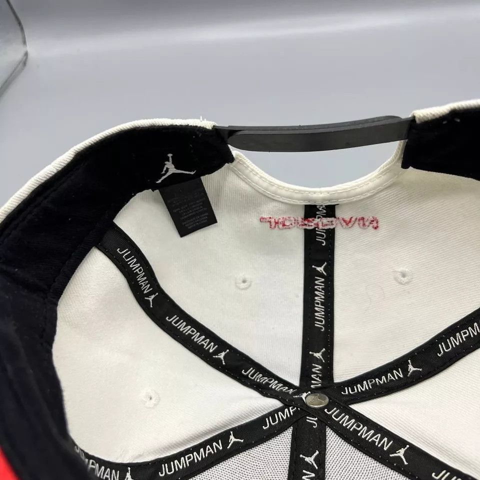Jordan Brand Air Jordan 23 Hat Men White Embroidered Jumpman SnapBack Cap Size ONE SIZE - 5 Thumbnail