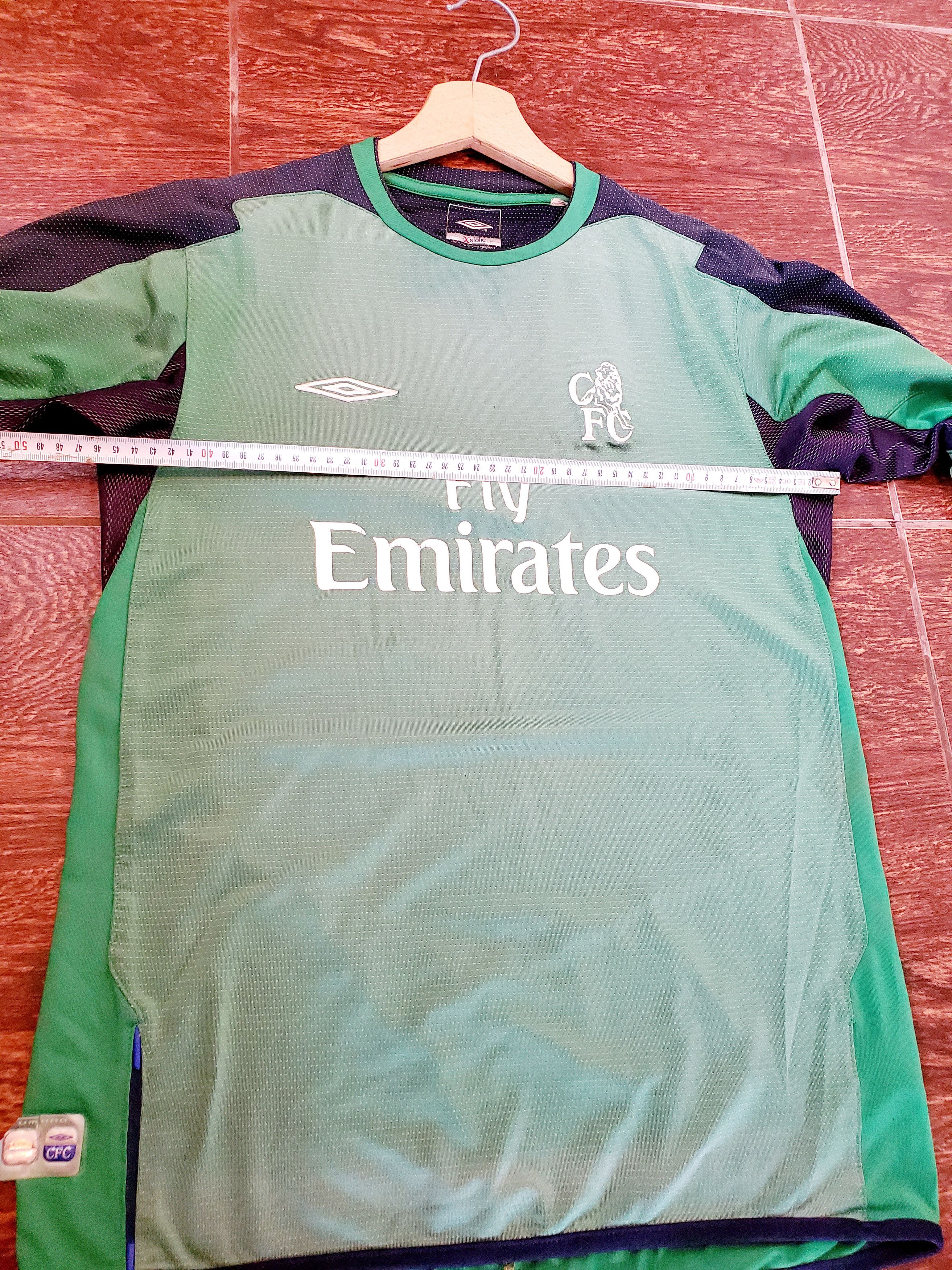 Chelsea Soccer × Umbro Vintage Chelsea 2004/2005 Goalkeeper soccer Jersey size S Size US S / EU 44-46 / 1 - 5 Thumbnail