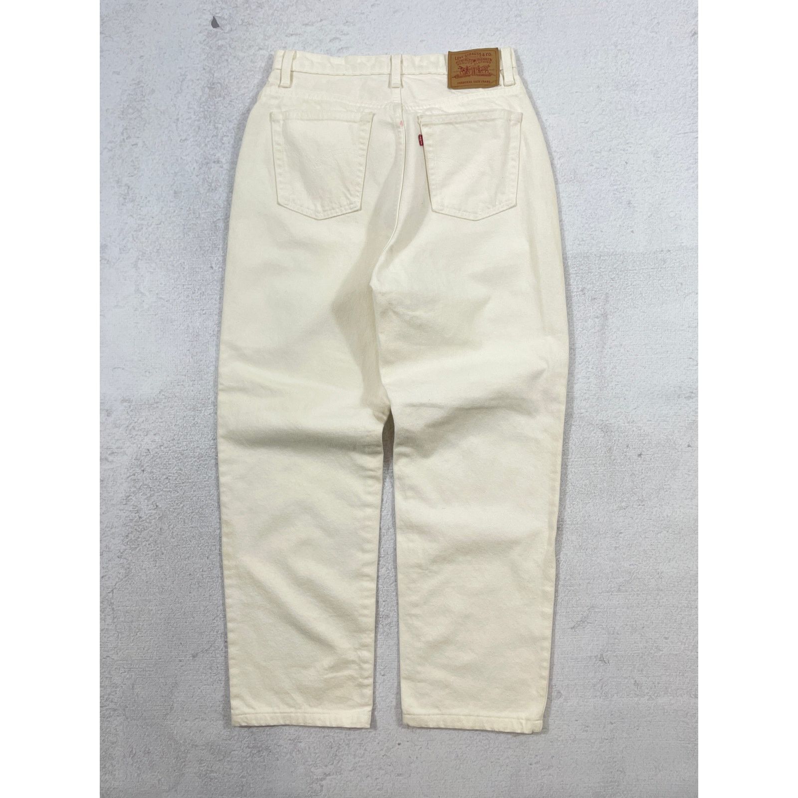 Levi's Vintage Levis White Preowned Denim Jeans - Women's 31Wx30L Size 31" - 2 Thumbnail