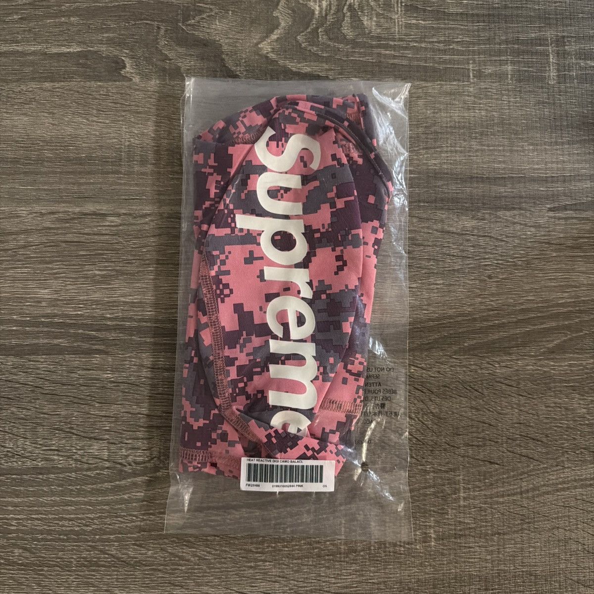 Supreme Supreme Heat Reactive Digi Camo Balaclava Size ONE SIZE - 1 Thumbnail