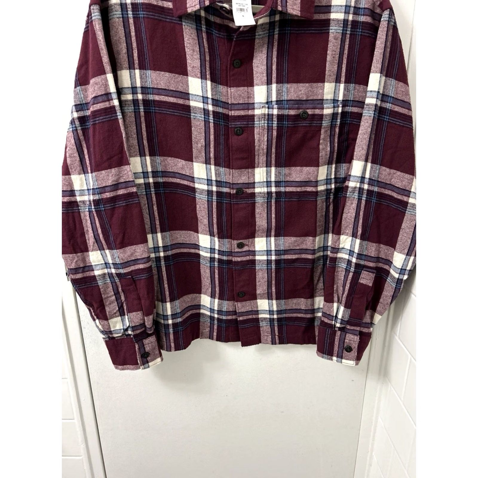 Gap VINTAGE Gap Flannel Shirt Mens Small Maroon Plaid Boxy Fit 100% Cotton Button Down NWT Size US S / EU 44-46 / 1 - 3 Thumbnail
