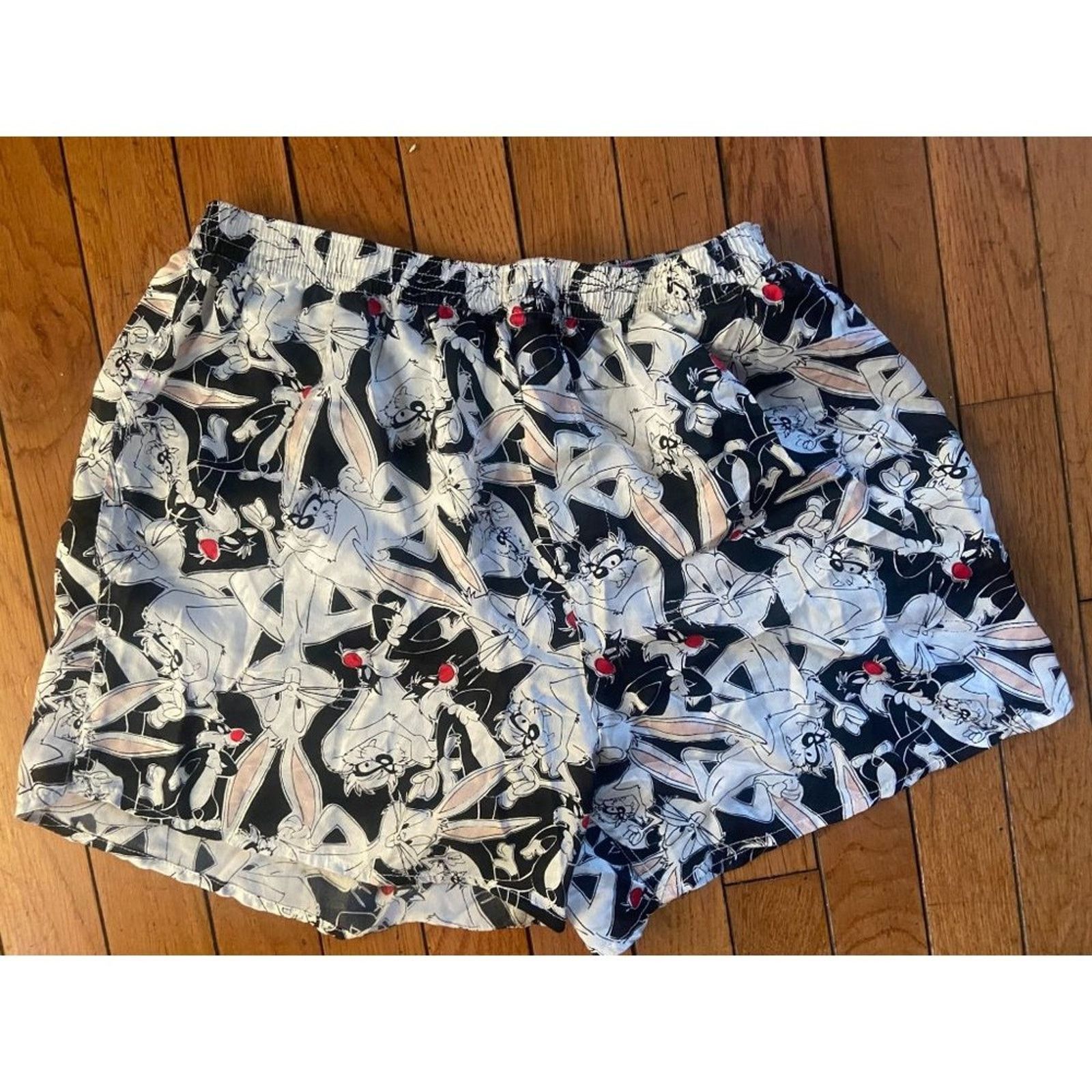 Disney Mens Medium Looney Tunes Bugs Bunny 100% Silk Pajama Shorts Size US 34 / EU 50 - 1 Thumbnail