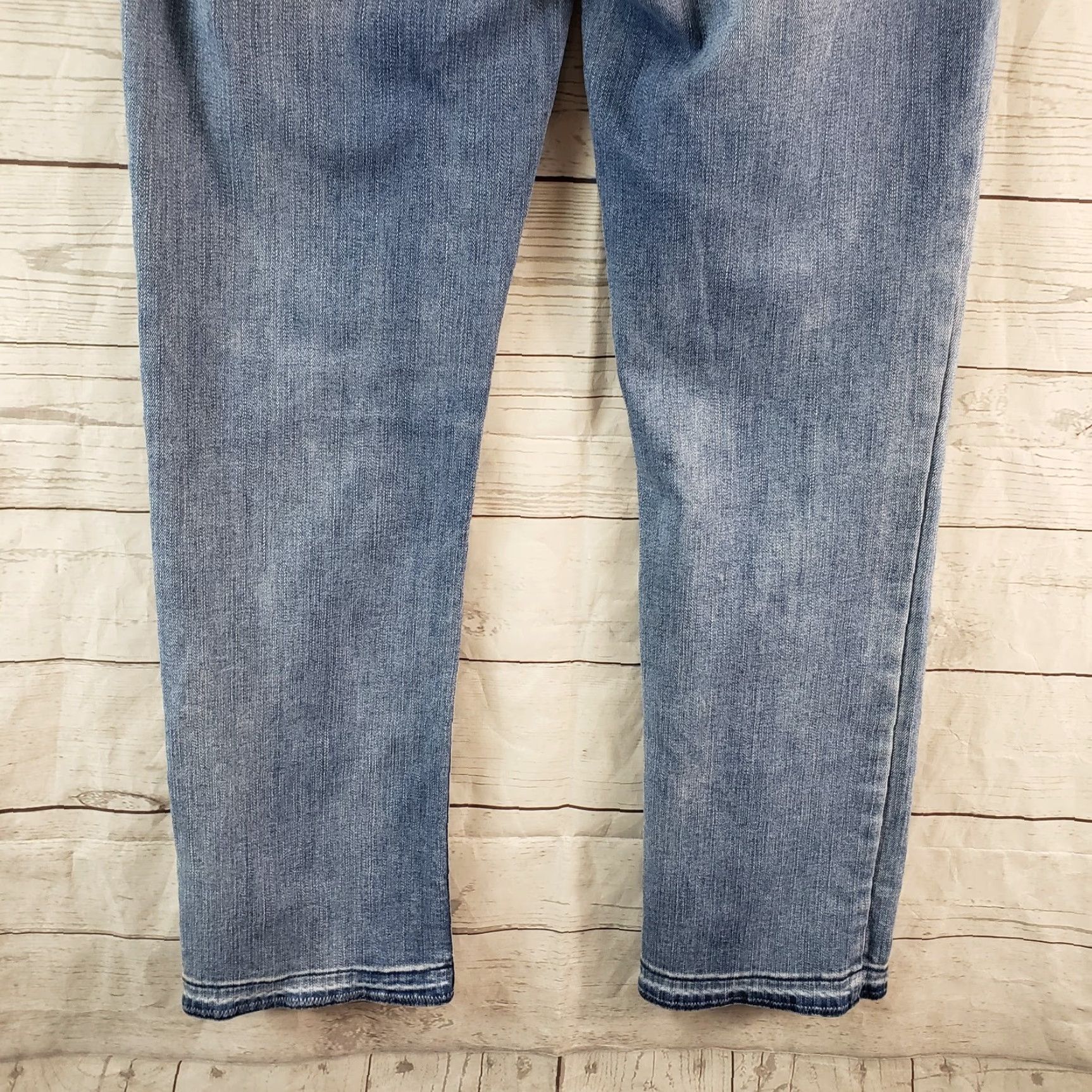 White House Black Market White House Black Market Womens The Flare Crop Jeans Sz 00 Blue Low Rise Jeans Crop Women's 00 Blue Glnt Size 24" / US 00 / IT 34 - 5 Thumbnail