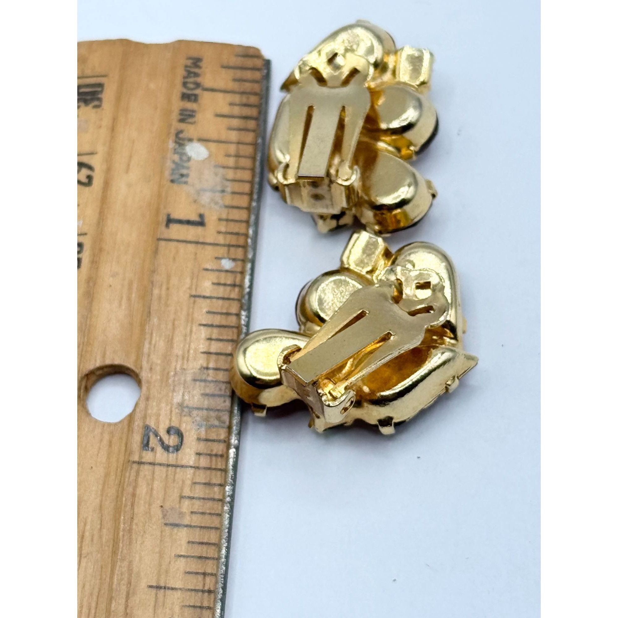 Vintage Vintage red glass rhinestone clip on earrings Size ONE SIZE - 4 Thumbnail
