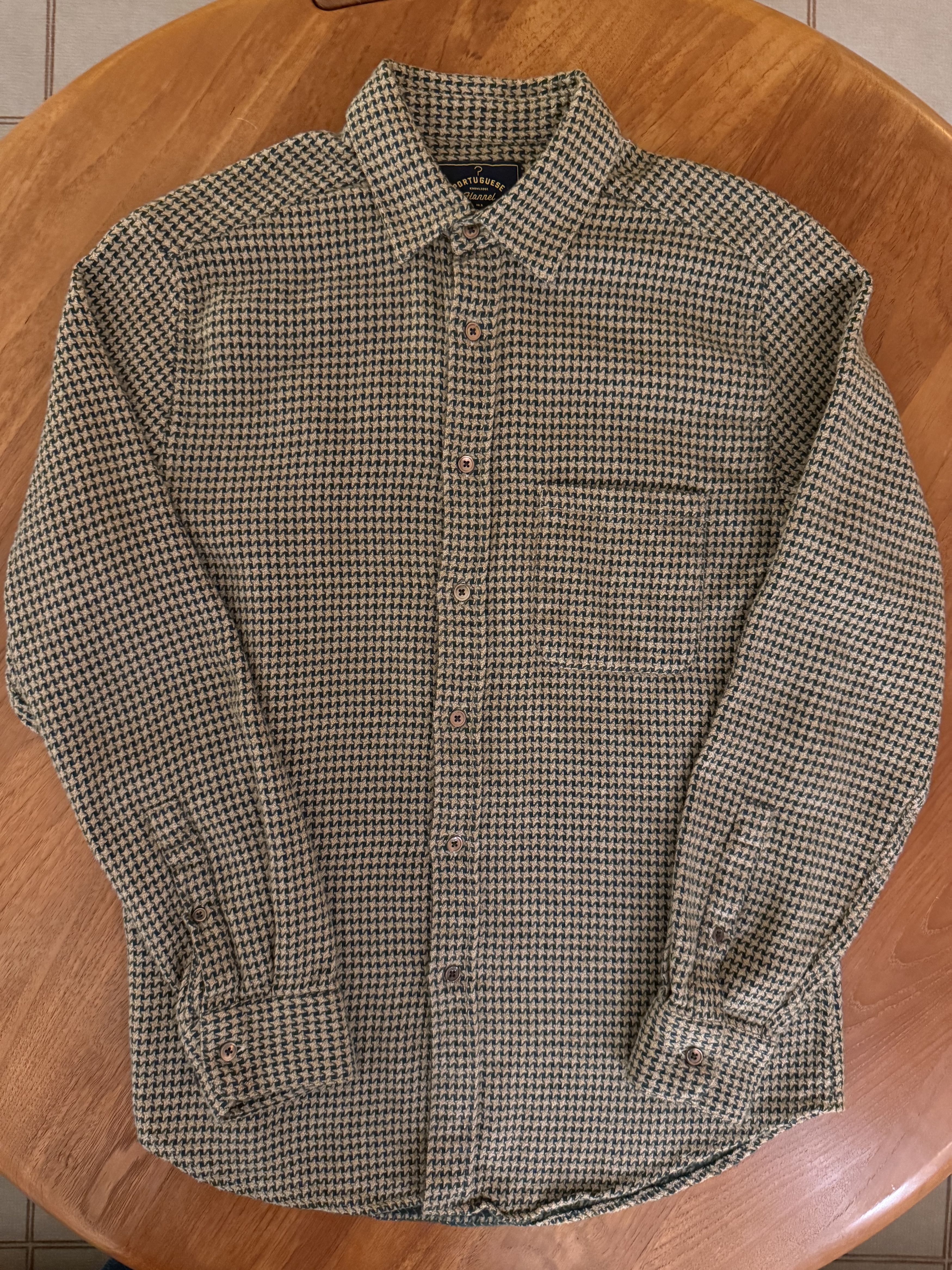 Portuguese Flannel NWOT Abstract Pied Poule shirt - Tan and Brown - Medium Size US M / EU 48-50 / 2 - 12 Thumbnail