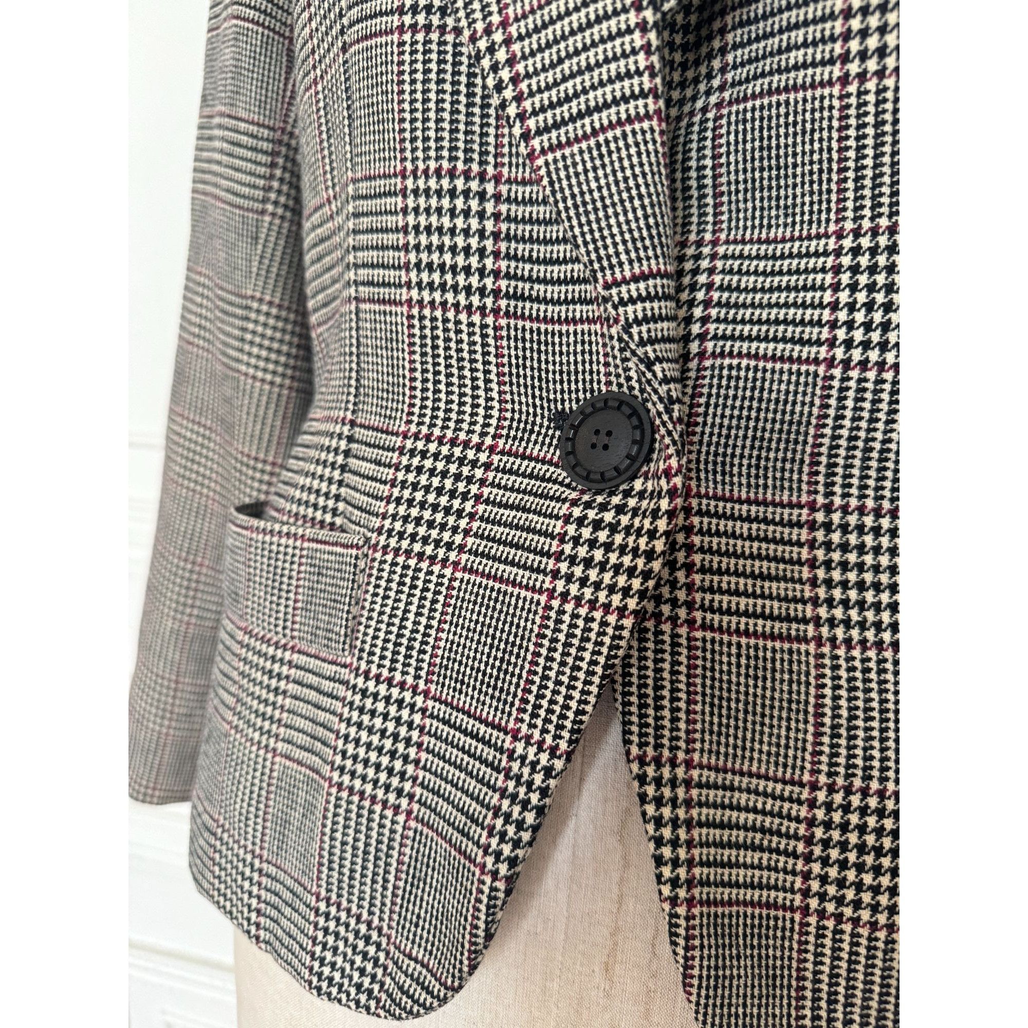Yves Saint Laurent Vintage Grey Checkered Wool Blazer Size M / US 6-8 / IT 42-44 - 3 Thumbnail
