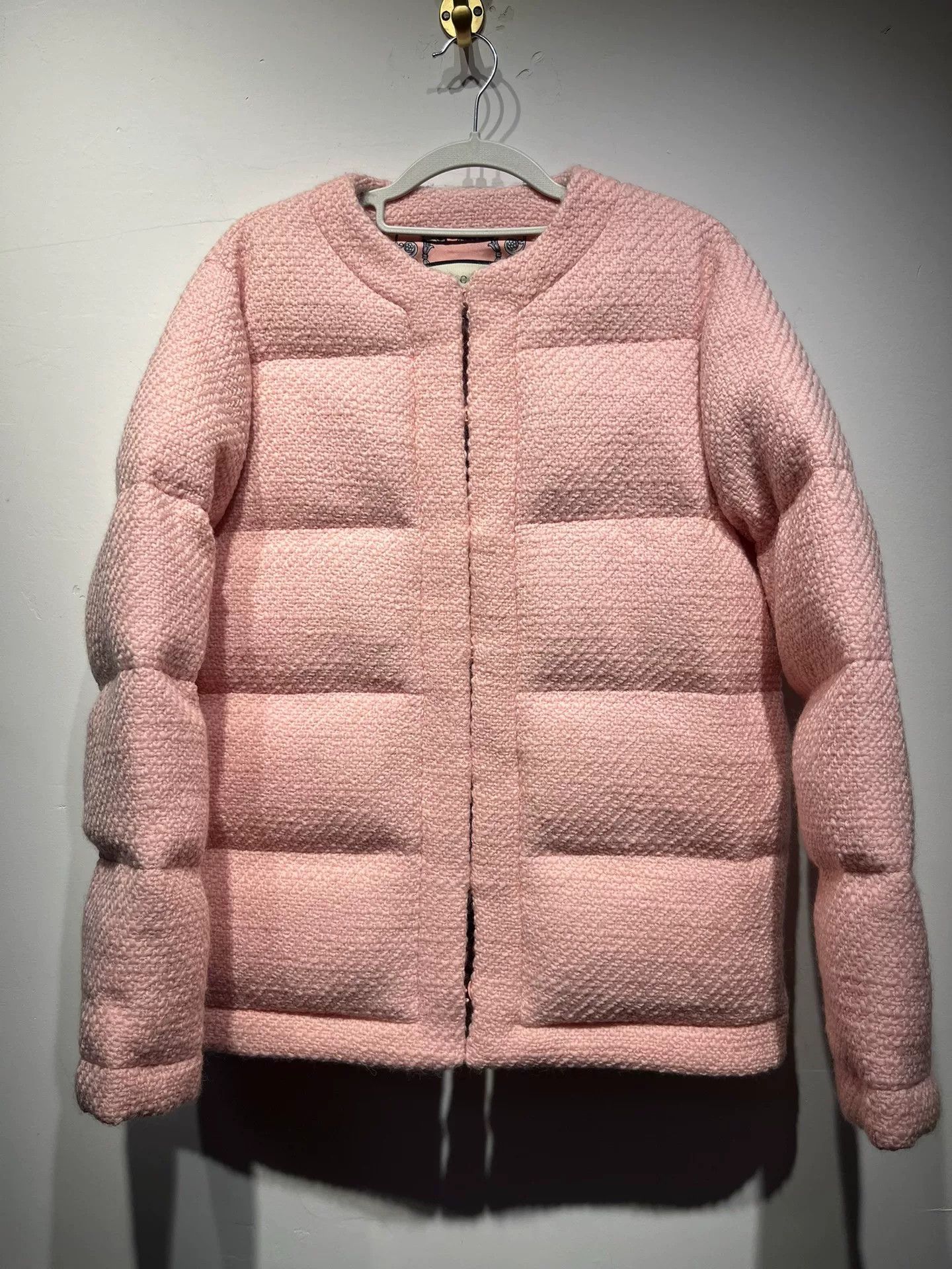 Gucci Gucci Down Pink Down Jacket 40 Women Size M / US 6-8 / IT 42-44 - 1 Thumbnail
