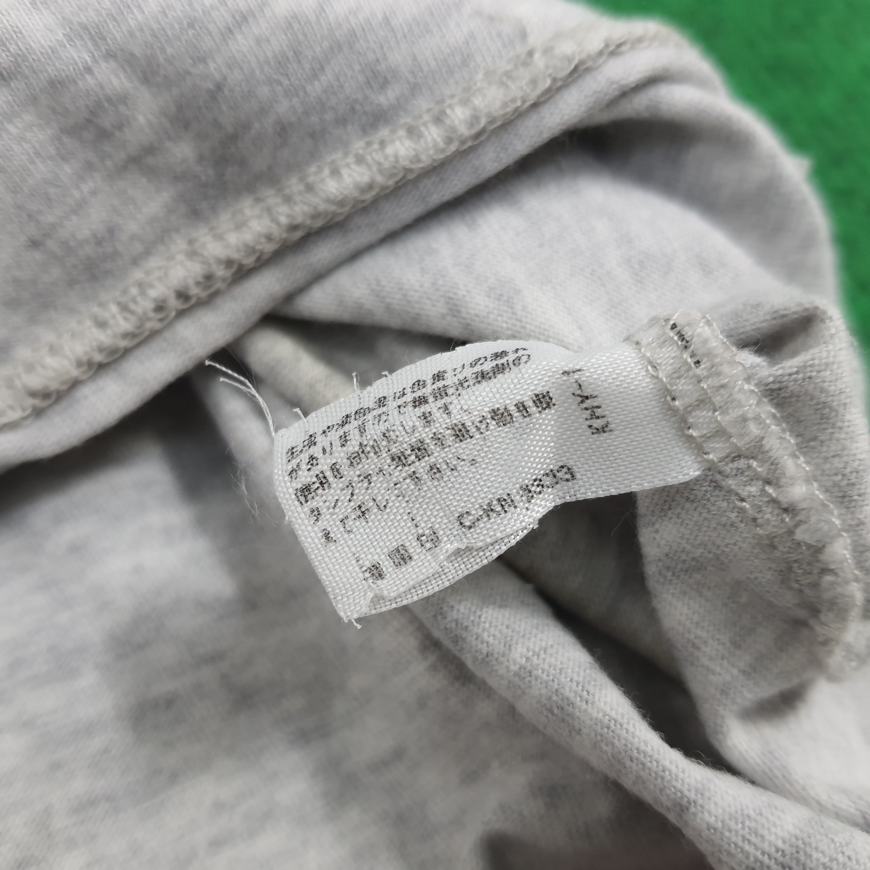 Vintage × Yves Saint Laurent Vintage Yves Saint Lauren YSL Small Logo Designer Tshirt Size US M / EU 48-50 / 2 - 8 Thumbnail