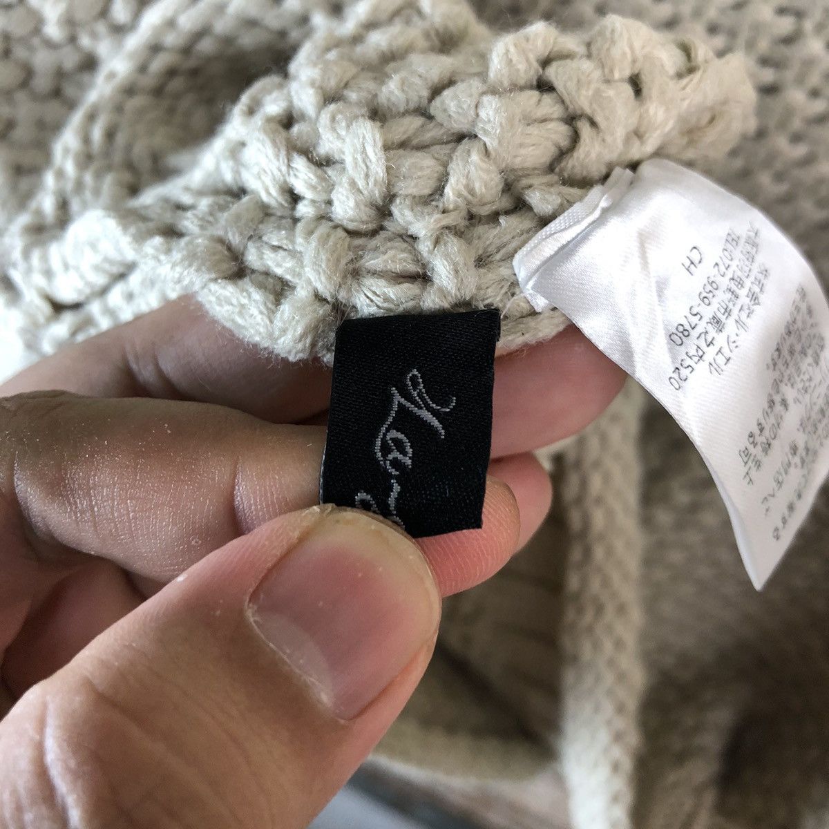 Aran Isles Knitwear La Hemme Turtle Neck cable crochet Knitwear #A2488 Size US M / EU 48-50 / 2 - 10 Thumbnail