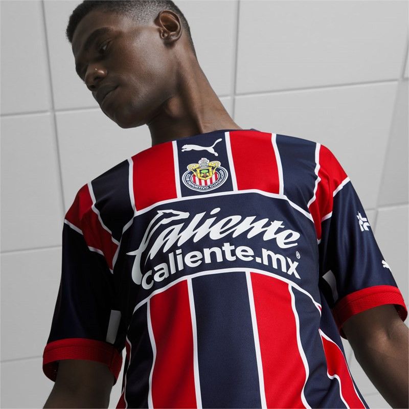 Puma Puma Authentic Chivas Guadalajara 3rd Alternative 22 Jersey Size US M / EU 48-50 / 2 - 4 Thumbnail