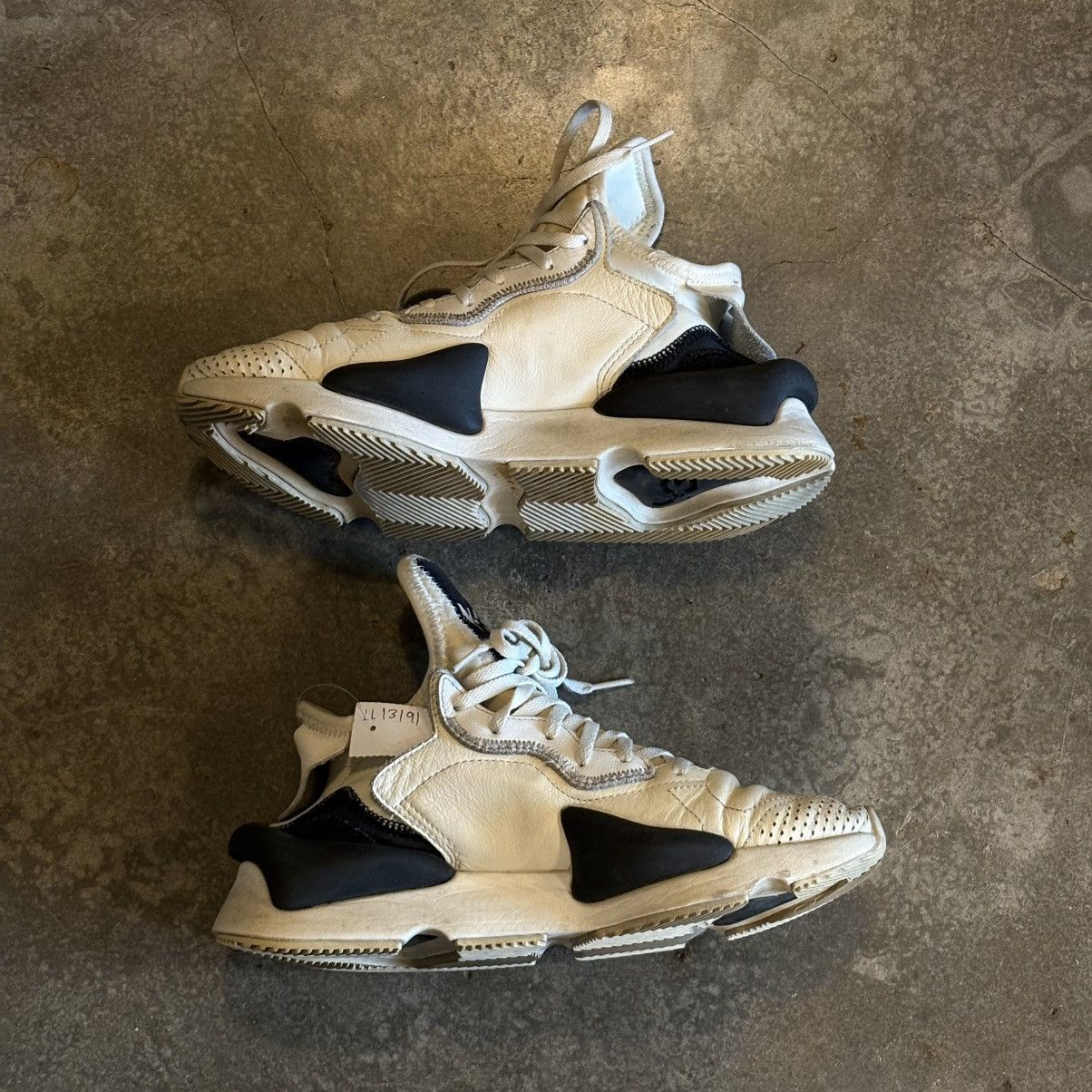 Adidas × Y-3 Adidas Y-3 Kaiwa Sneakers Black and White Colourway Size US 7 / EU 40 - 7 Thumbnail