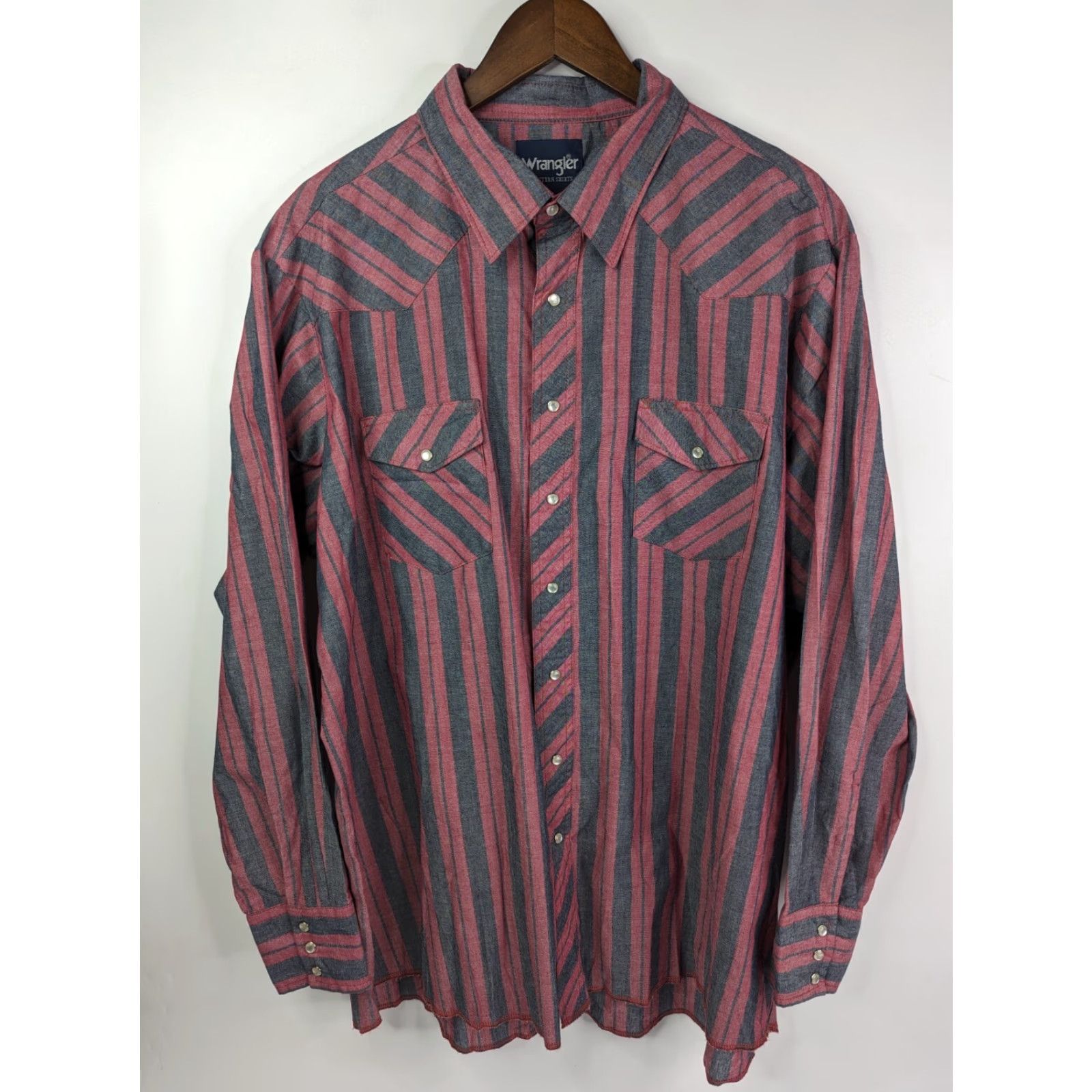 Wrangler Wrangler Button-Up Shirt Men 2XT Western Cowboy Red Long Sleeve Pearl Snap Cotton Polyester Striped Workwear Casual Travel Regular Fit Big & Tall Mens Size US XXL / EU 58 / 5 - 2 Thumbnail