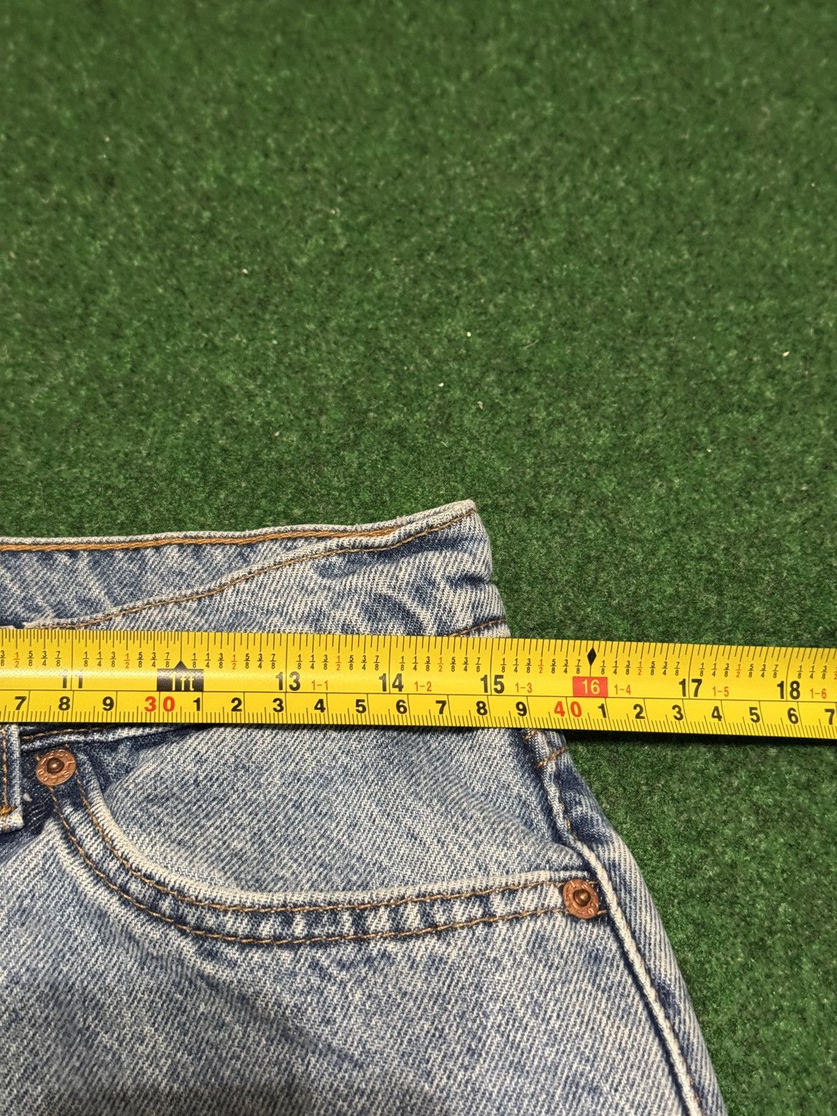 Levi's Vintage Clothing Levis 512 Womens 15 30x30 Light Wash Slim Tapered 90s Jeans Size 30" / US 8 / IT 44 - 6 Thumbnail