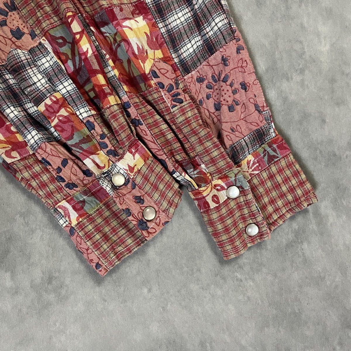 Japanese Brand Crazy Patchwork Flannel Shirt Plaid Floral Mix Quilt Style Size US M / EU 48-50 / 2 - 7 Thumbnail