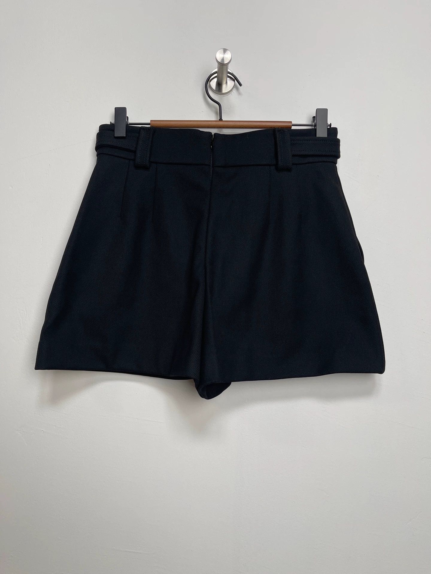Valentino Red Valentino short 40 Size 27" / US 4 / IT 40 - 2 Thumbnail