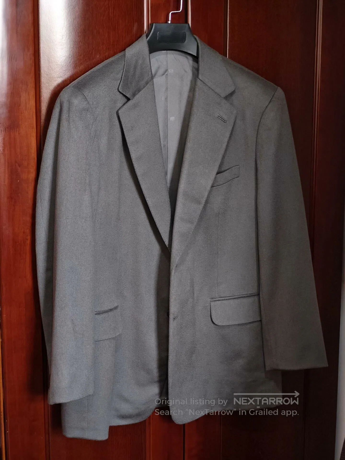 Cesare Attolini Custom Italian Cashmere Blazer. Size US M / EU 48-50 / 2 - 1 Thumbnail