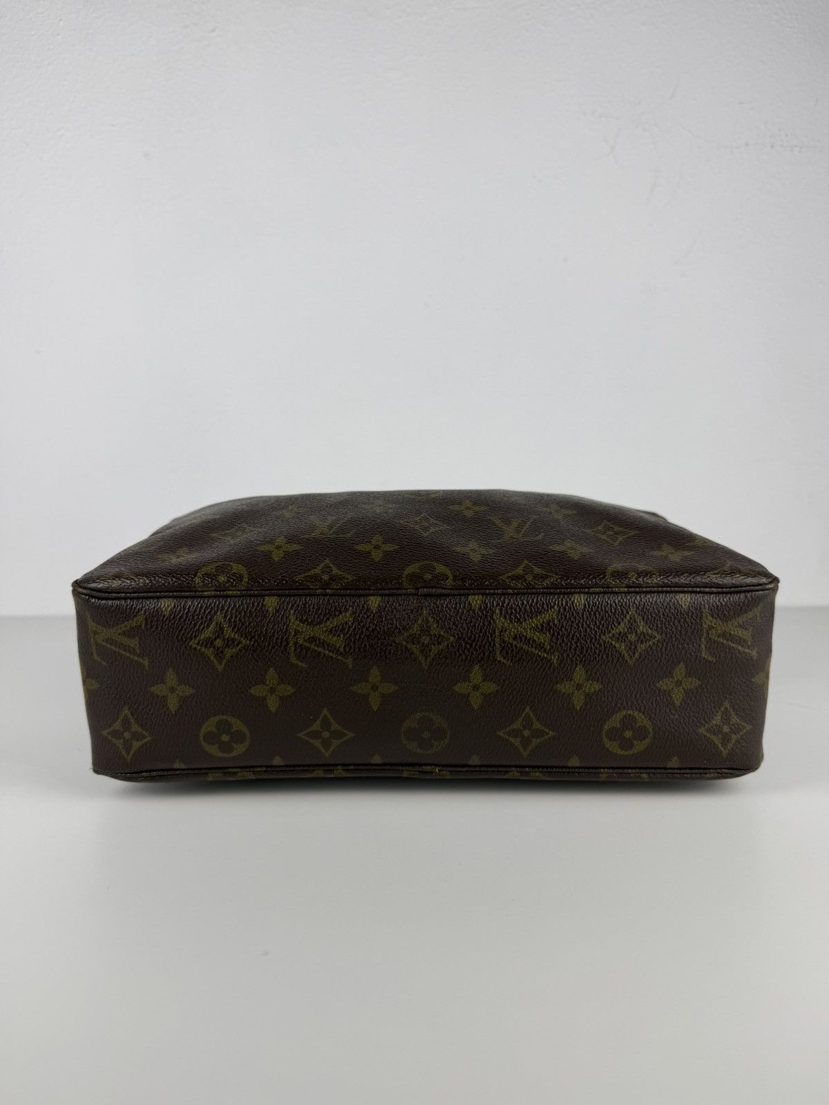Louis Vuitton Vintage 80s Louis Vuitton monogram trousse 28 toiletry bag Size ONE SIZE - 6 Thumbnail