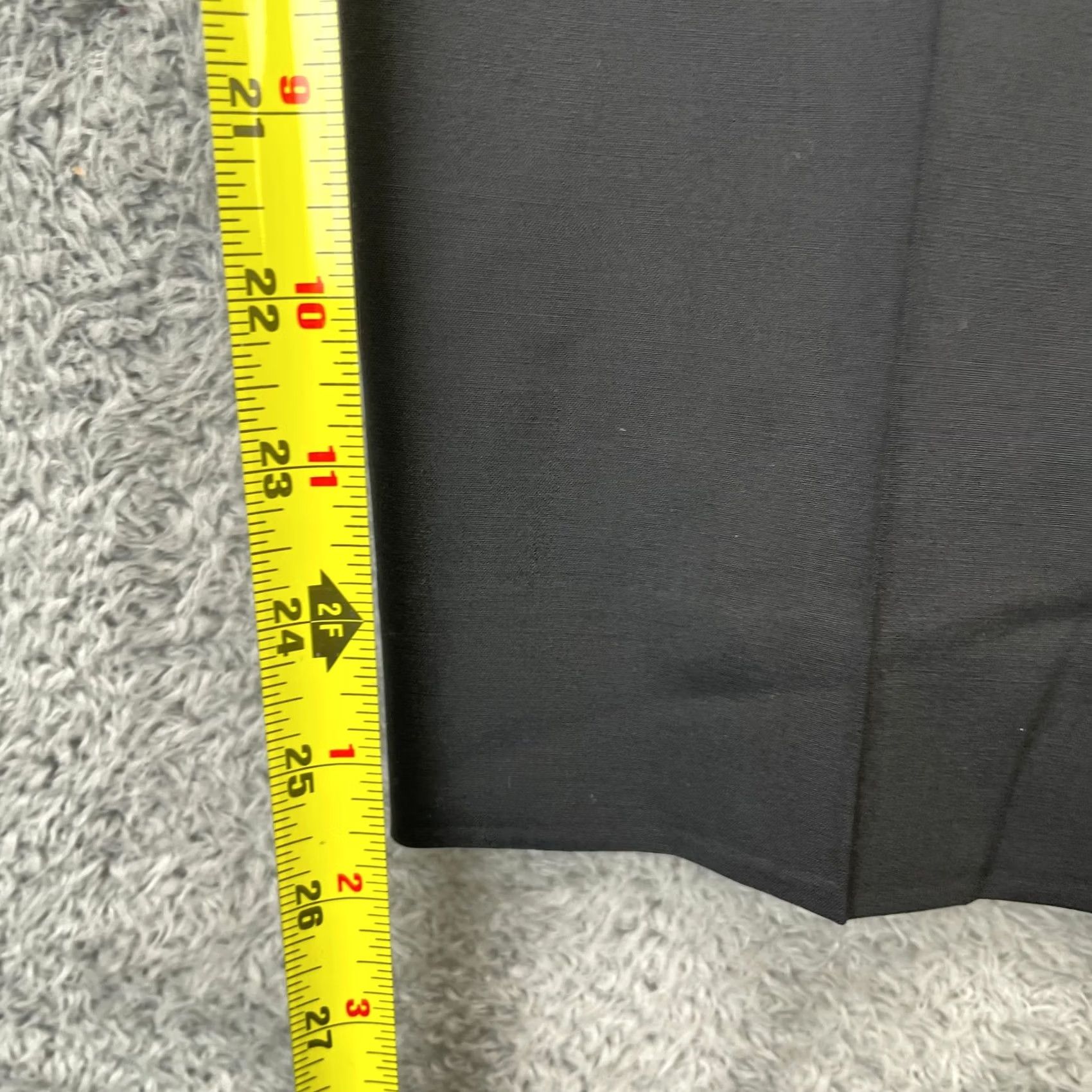 Vintage Lafayette 148 New York Pants Womens 40 Black Wool Blend Dress Pants Tapered Inseam 26 Comfort Easy Care Formal Size 27" / US 4 / IT 40 - 7 Thumbnail