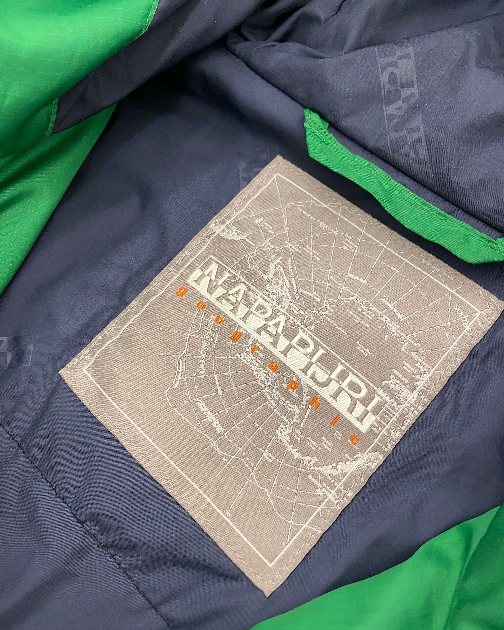 Napapijri 2010s Hooded Padded Jacket Size US S / EU 44-46 / 1 - 6 Thumbnail