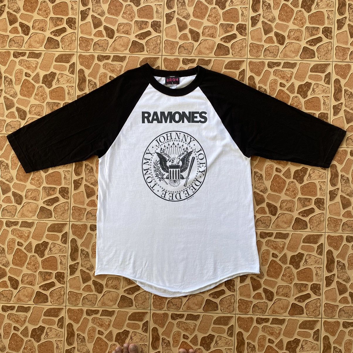 Band Tees Official Merchandise The Ramones Promo Raglan Shirt Size US L / EU 52-54 / 3 - 1 Thumbnail