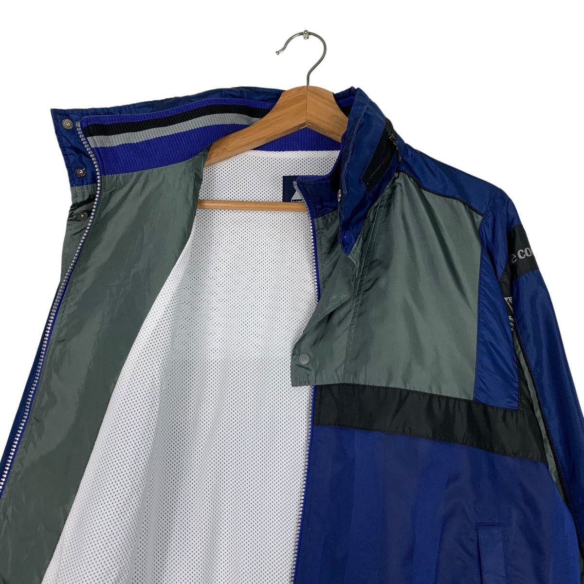 Le Coq Sportif LE COQ SPORTIF Colorblock Windbreaker Light Jacket #0093-C6 Size US L / EU 52-54 / 3 - 9 Thumbnail