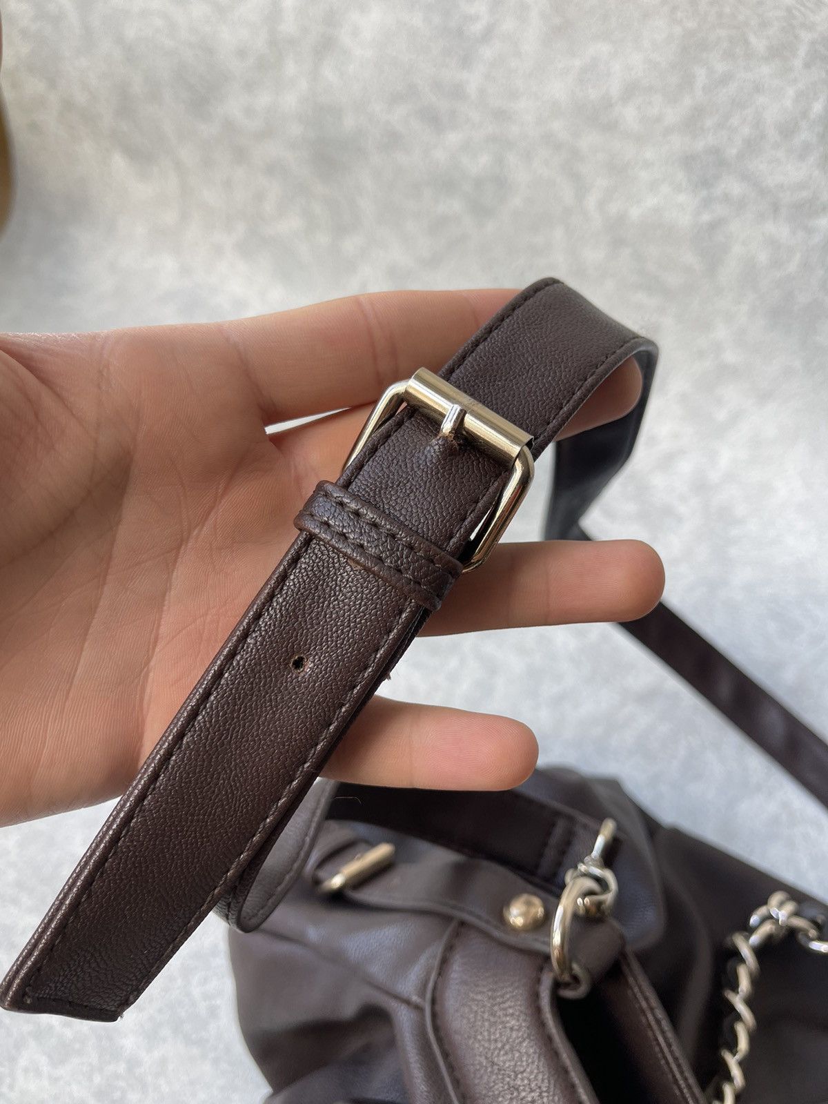 Guess 90s Vintage Guess Zippered Belt Shoulder Bag Size ONE SIZE - 7 Thumbnail