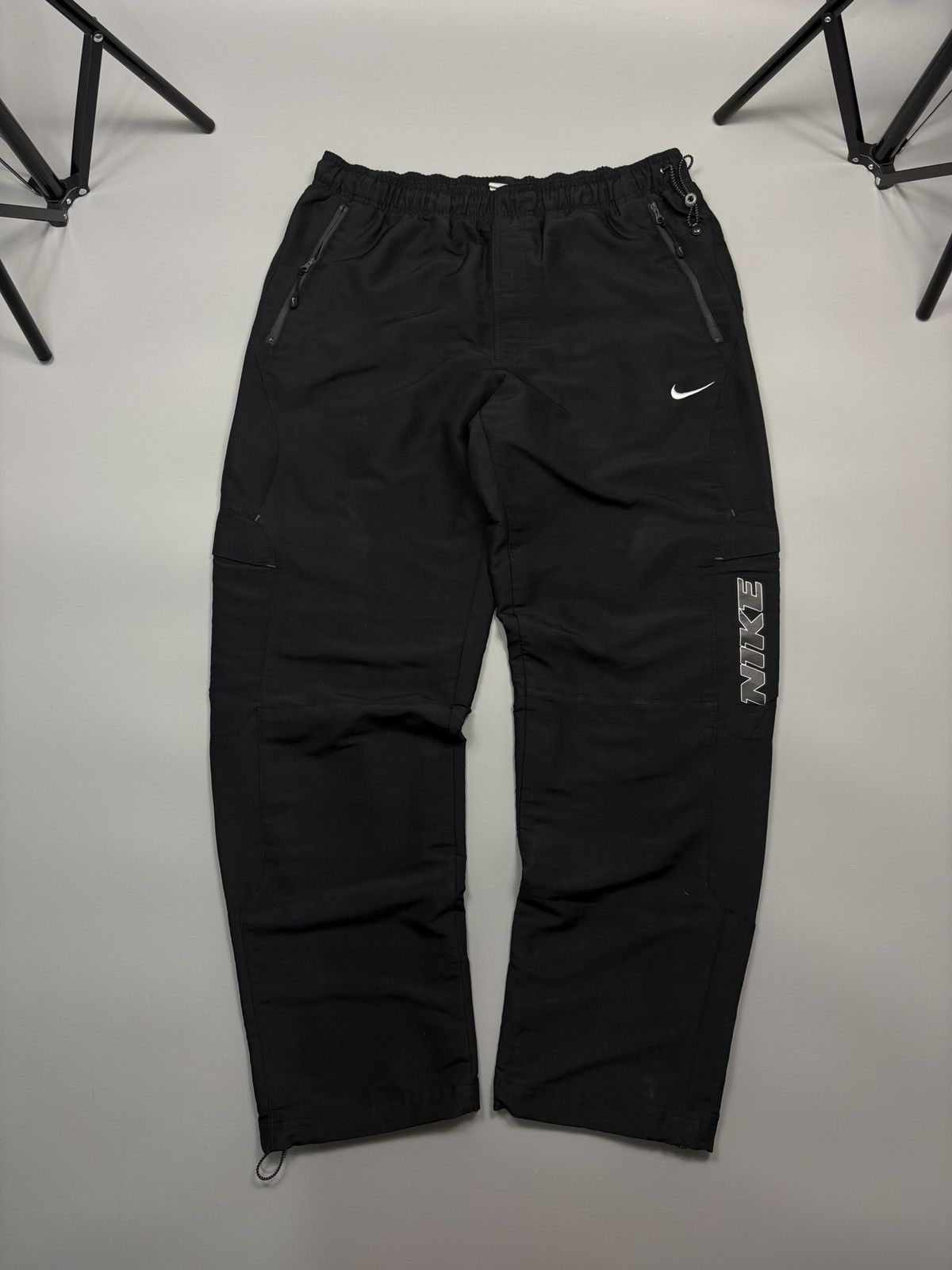 Nike NIKE NYLON BIG LOGO MEN’S PANTS STREETWEAR STYLE Size US 32 / EU 48 - 1 Thumbnail
