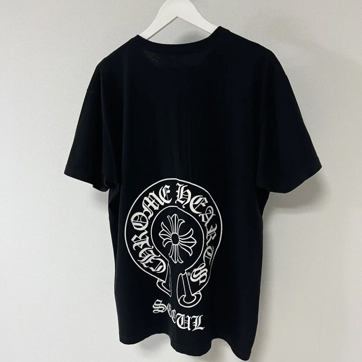 Chrome Hearts Seoul Exclusive Cemetery Horseshoe Tee Size US XL / EU 56 / 4 - 1 Thumbnail